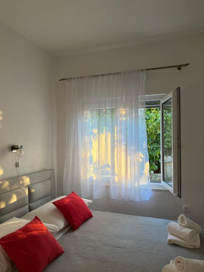Apartmani Tamaris Vinišće エクステリア 写真